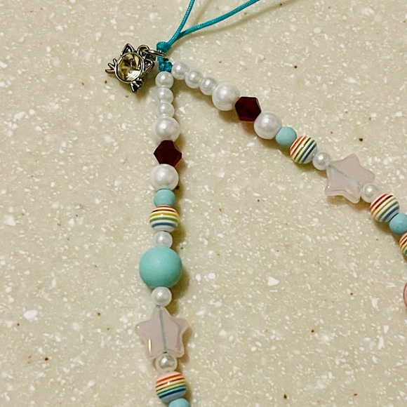 Phone String! ๐ Pink heart theme with a jewel ๐ cat charm! - Picture 9 of 9